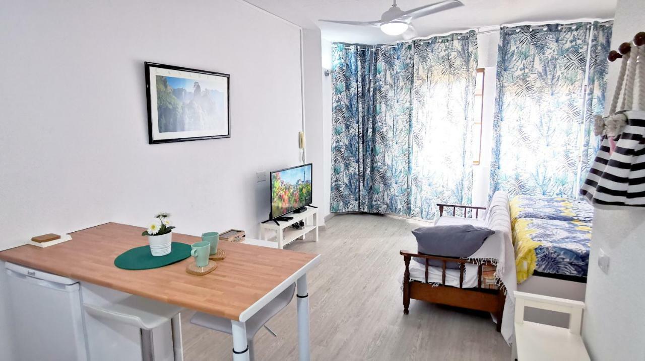 City Beach Home * Las Palmas